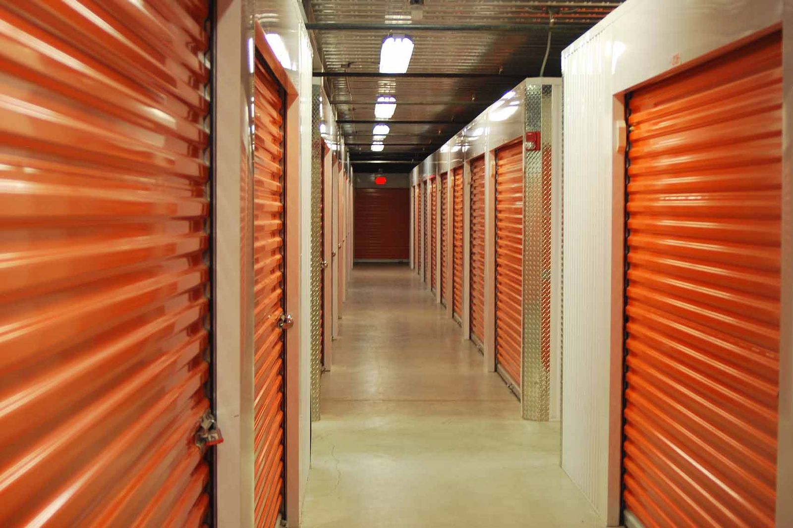 Couloir de box de stockage individuels Econom'Box